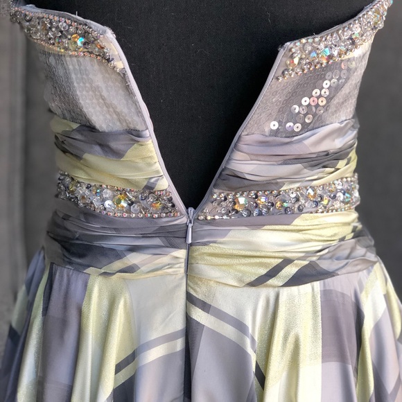 Tony Bowls Sequined Strapless Mini Dress w/ Train - Picture 8 of 8